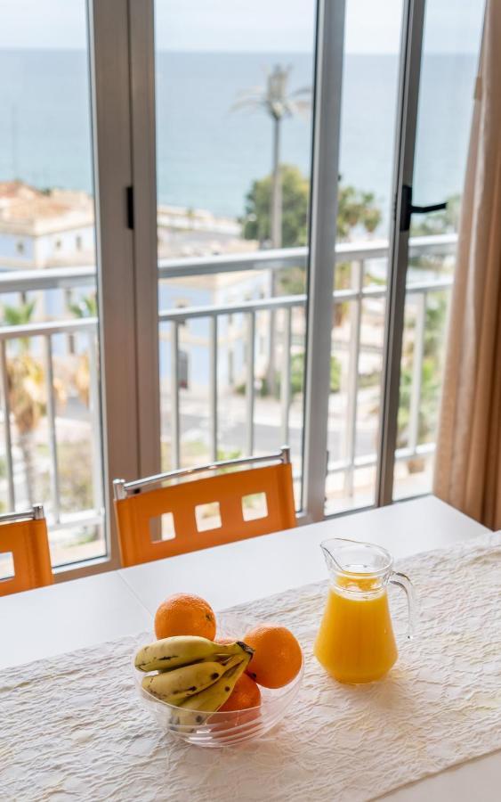 Ático de Lujo con vistas al mar, primera línea Playa del Postiguet Alicante Exterior foto