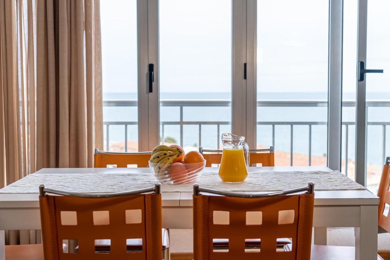 Ático de Lujo con vistas al mar, primera línea Playa del Postiguet Alicante Exterior foto