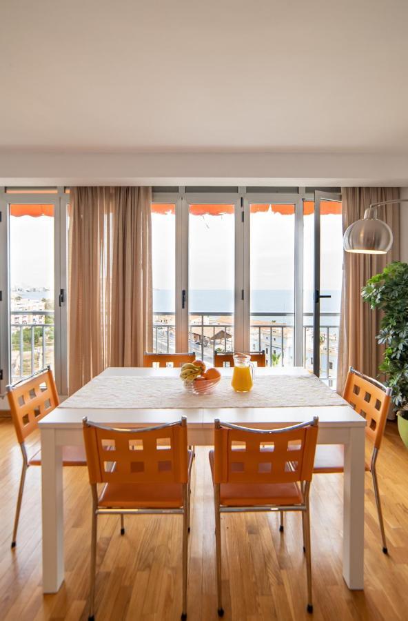 Ático de Lujo con vistas al mar, primera línea Playa del Postiguet Alicante Exterior foto