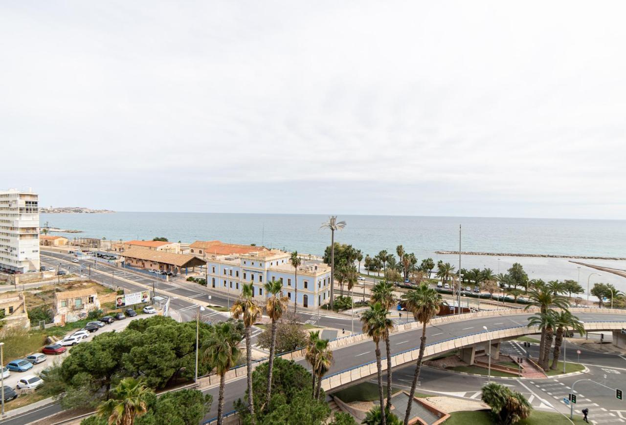 Ático de Lujo con vistas al mar, primera línea Playa del Postiguet Alicante Exterior foto